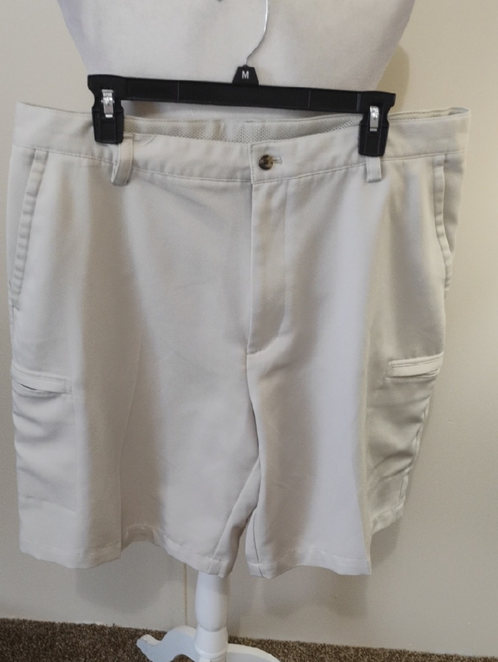 Mens Izod Light Cream Cargo Shorts